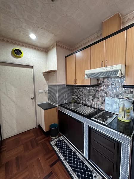 Pathumwan Resort, Bangkok, Phayathai Road, Thanon Phaya Thai, Ratchathewi, Bangkok, 2 Bedrooms, 55 sqm, Condo For Rent, by Noppharuj Nunta, 500343722 - DDproperty.com