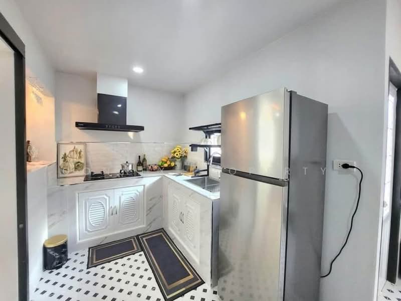 Rattanakorn Village 18, Chon Buri (Pattaya), Na Kloe, Bang Lamung (Pattaya), Chon Buri (Pattaya), 2 Bedrooms, 50 sqm, Villa For Sale, by Connex Property, 500343725 - DDproperty.com