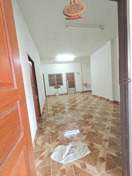 บ้านพร้อมที่ดินผืนใหญ่ ทำเลท่าทอง เงียบสงบ เป็นส่วนตัว ท่าโพธิ์, พิษณุโลก, ท่าโพธิ์, เมืองพิษณุโลก, พิษณุโลก, 81 ตร.ม., บ้านเดี่ยว ขาย, โดย ERA Thailand, 500343794 - DDproperty.com