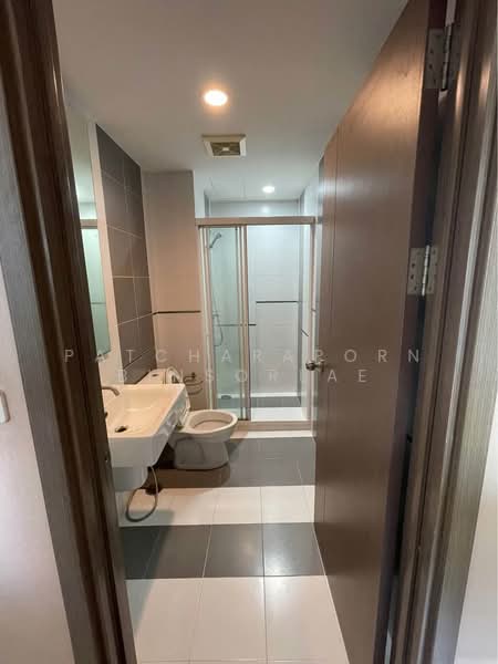 The Base Sukhumvit 77 : เดอะ เบส สุขุมวิท 77, กรุงเทพ, 289 ถนนสุขุมวิท 77, พระโขนงเหนือ, วัฒนา, กรุงเทพ, 53 ตร.ม., คอนโด ขาย, โดย Patcharaporn Binsorlae, 500343860 - DDproperty.com