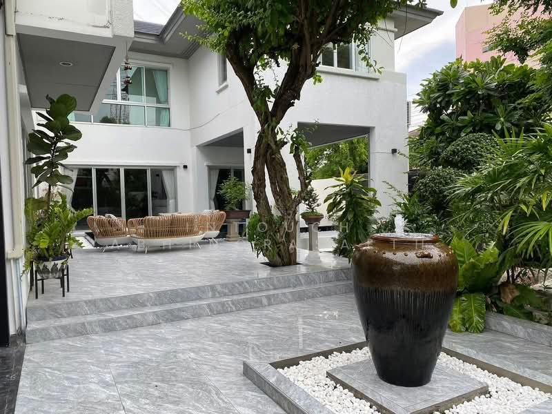 Noble Tara Pattanakarn, Bangkok, 2046 Pattanakarn Road, Suan Luang, Bangkok, 5 Bedrooms, 550 sqm, Single Detached House For Sale, by Intouch Abhinorasaeth, 500343877 - DDproperty.com