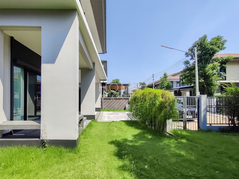 Setthasiri Wongwaen-Lamlukka, Pathum Thani, P.T.3004, Bung Kham Proi, Lam Luk Ka, Pathum Thani, 3 Bedrooms, 160 sqm, Single Detached House For Rent, by HOME Real Estate Service, 500343881 - DDproperty.com