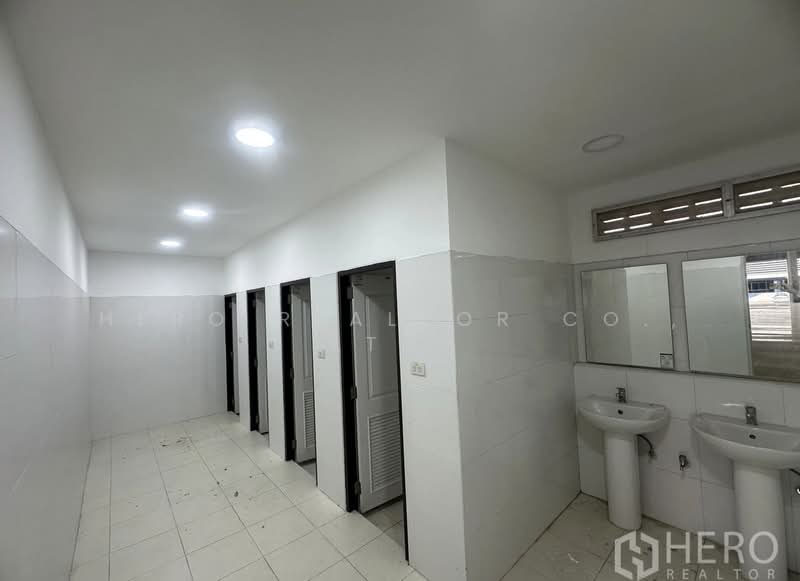 For rent Factory 2600 sqm in Bang Pla Bang Phli Samut Prakan HRE00885, Samut Prakan, Bang Pla, Bang Plee, Samut Prakan, , 2,600 sqm, Warehouse/Factory For Rent, by Hero Realtor Co., Ltd., 500343885 - DDproperty.com
