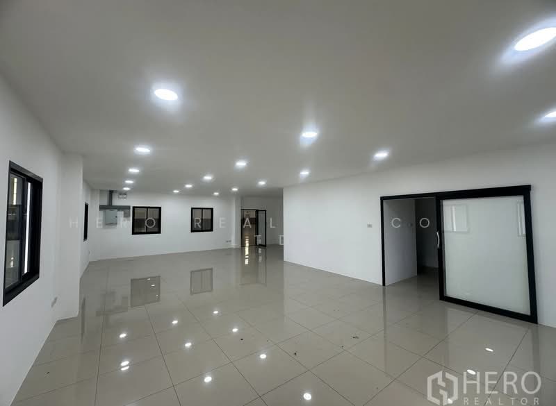ให้เช่าโรงงาน /โกดัง 2,600 ตร.ม. บางปลา บางพลี สมุทรปราการ HRE00885, สมุทรปราการ, บางปลา, บางพลี, สมุทรปราการ, 2,600 ตร.ม., โกดัง-โรงงาน ให้เช่า, โดย Hero Realtor Co., Ltd., 500343885 - DDproperty.com