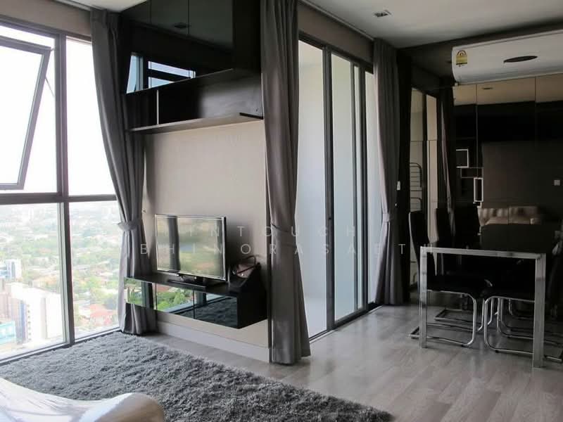 IDEO MOBI Sukhumvit 81, Bangkok, 2097 Sukhumvit Road, Bang Chak, Phra Khanong, Bangkok, 2 Bedrooms, 62 sqm, Condo For Sale, by Intouch Abhinorasaeth, 500343897 - DDproperty.com