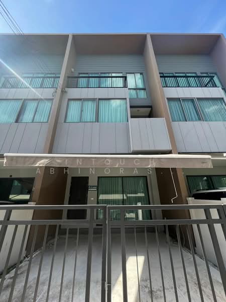 Baan Klang Muang Rama 9-Krungthep Kreetha, Bangkok, Soi Kanchanaphisek 23, Saphan Sung, Bangkok, 2 Bedrooms, 150 sqm, Townhouse For Sale, by Intouch Abhinorasaeth, 500343920 - DDproperty.com