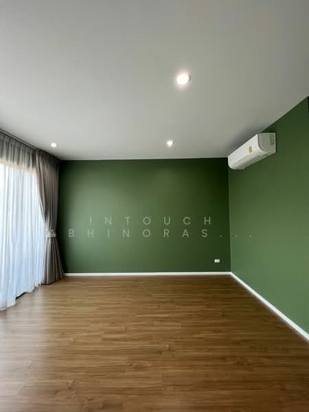 Baan Klang Muang Rama 9-Krungthep Kreetha, Bangkok, Soi Kanchanaphisek 23, Saphan Sung, Bangkok, 2 Bedrooms, 150 sqm, Townhouse For Sale, by Intouch Abhinorasaeth, 500343920 - DDproperty.com