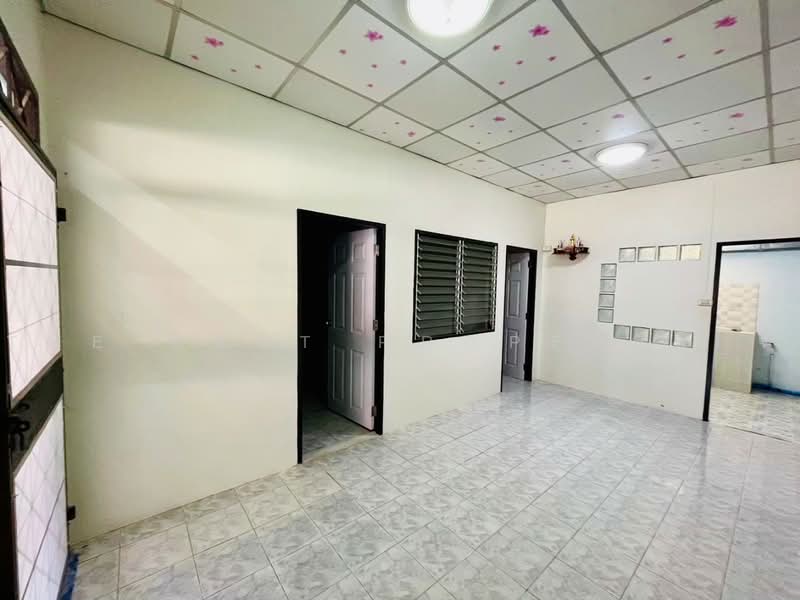 ทาวน์เฮ้าส์ลาดใหญ่ สมุทรสงคราม, Samut Songkhram, Lat Yai, Muang Samut Songkhram, Samut Songkhram, 2 Bedrooms, 150 sqm, Townhouse For Sale, by The Best Property จี้, 500343947 - DDproperty.com