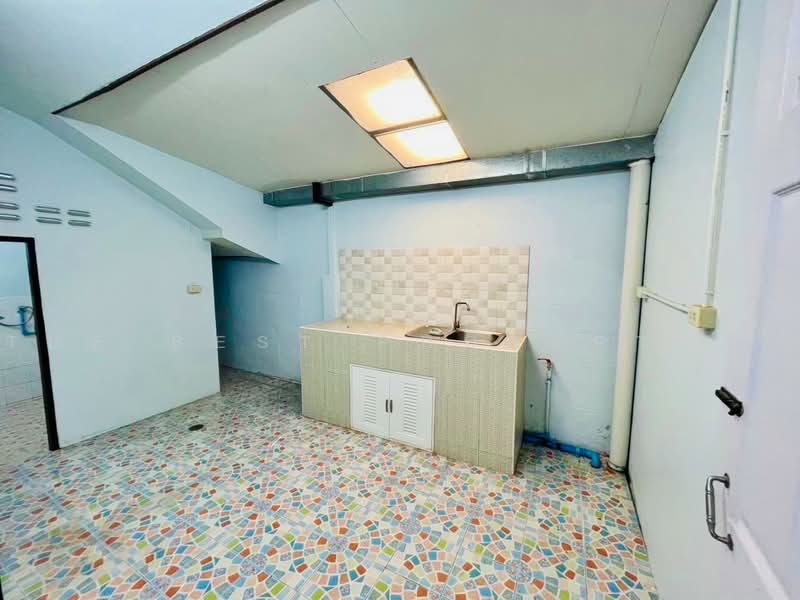 ทาวน์เฮ้าส์ลาดใหญ่ สมุทรสงคราม, Samut Songkhram, Lat Yai, Muang Samut Songkhram, Samut Songkhram, 2 Bedrooms, 150 sqm, Townhouse For Sale, by The Best Property จี้, 500343947 - DDproperty.com