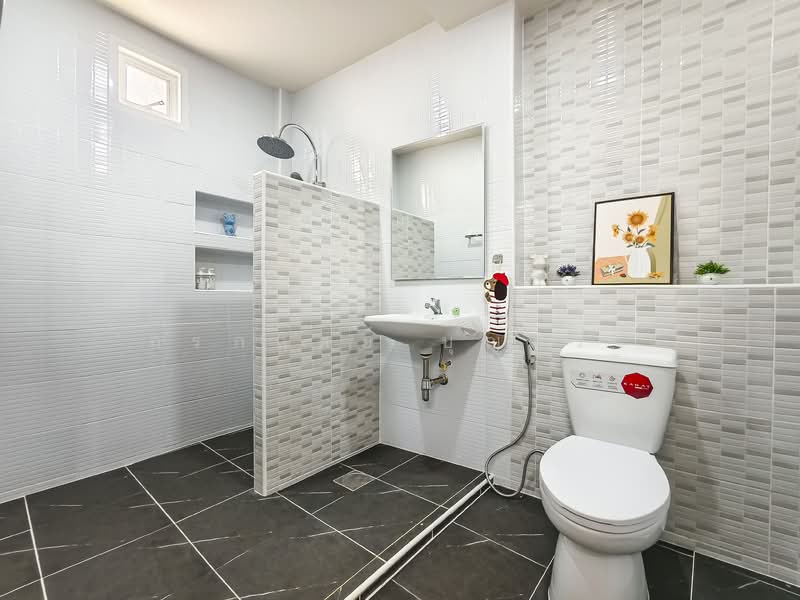 Tararin Rangsit Klong2, Pathum Thani, Prachathipat, Thanyaburi, Pathum Thani, 2 Bedrooms, 120 sqm, Townhouse For Sale, by กรกฤตย์ บุญสระ, 500343994 - DDproperty.com