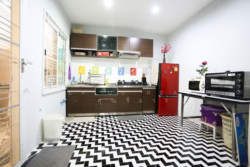 Baan Klang Muang Kaset-Nawamin : บ้านกลางเมือง เกษตร-นวมินทร์, กรุงเทพ, ซอยนวมินทร์ 70 แยก 11-2, คลองกุ่ม, บึงกุ่ม, กรุงเทพ, 180 ตร.ม., ทาวน์เฮ้าส์ ขาย, โดย HOMEPLUS REALTY - คุณจีอาร์, 500344011 - DDproperty.com