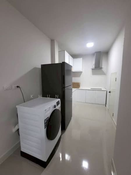 Baan Klang Muang Ramintra 83 Station : บ้านกลางเมือง รามอินทรา 83 สเตชั่น, กรุงเทพ, 16 ถ.กาญจนาภิเษก, รามอินทรา, คันนายาว, กรุงเทพ, 218 ตร.ม., ทาวน์เฮ้าส์ ให้เช่า, โดย Khun Jane, 500344032 - DDproperty.com
