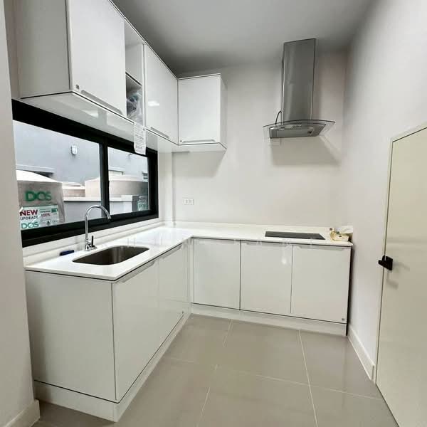 Baan Klang Muang Ramintra 83 Station, Bangkok, 16 Kanchanaphisek Road, Ram Inthra, Khan Na Yao, Bangkok, 4 Bedrooms, 218 sqm, Townhouse For Rent, by Khun Jane, 500344032 - DDproperty.com