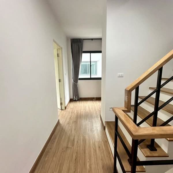 Baan Klang Muang Ramintra 83 Station, Bangkok, 16 Kanchanaphisek Road, Ram Inthra, Khan Na Yao, Bangkok, 4 Bedrooms, 218 sqm, Townhouse For Rent, by Khun Jane, 500344032 - DDproperty.com
