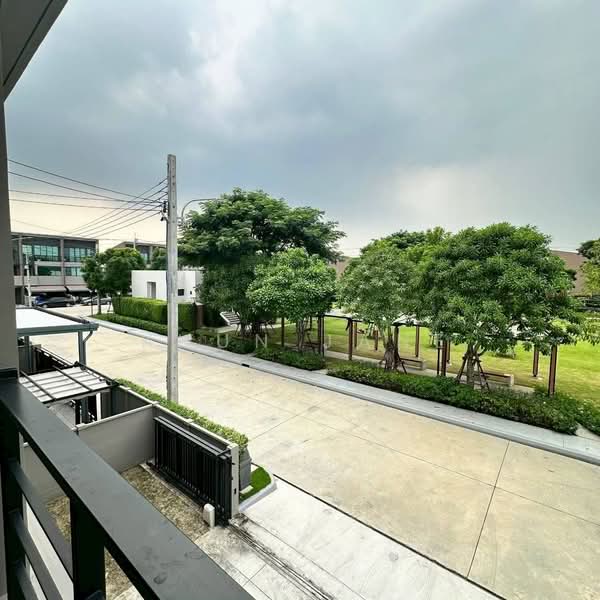 Baan Klang Muang Ramintra 83 Station : บ้านกลางเมือง รามอินทรา 83 สเตชั่น, กรุงเทพ, 16 ถ.กาญจนาภิเษก, รามอินทรา, คันนายาว, กรุงเทพ, 218 ตร.ม., ทาวน์เฮ้าส์ ให้เช่า, โดย Khun Jane, 500344032 - DDproperty.com