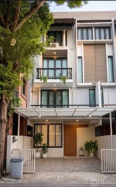 Areeya Mandarina Sukhumvit 77, Bangkok, Sukhumvit 77 Road (On Nut), Suan Luang, Bangkok, 4 Bedrooms, 240 sqm, Townhouse For Rent, by Hero Realtor Co., Ltd., 500344039 - DDproperty.com