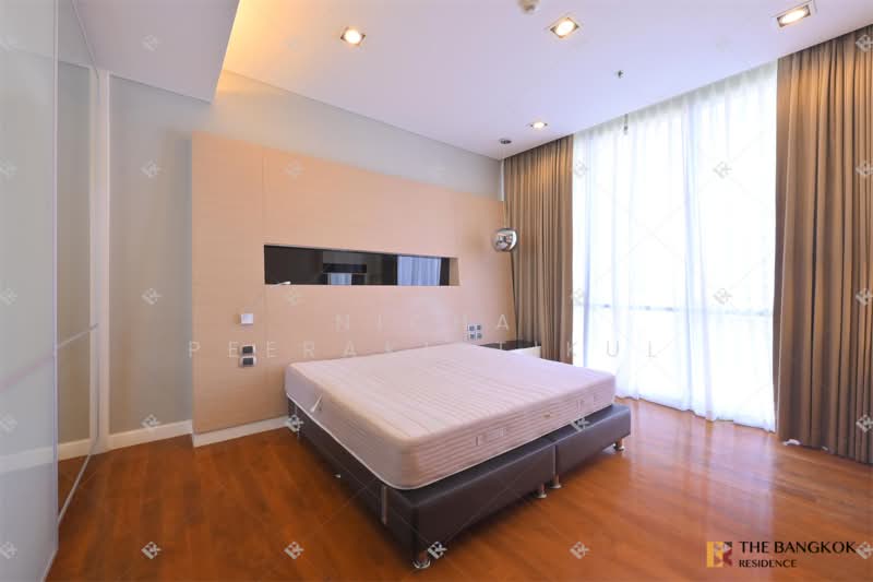 Domus 18, Bangkok, Soi Sukhumvit 18, Khlong Toei, Bangkok, 4 Bedrooms, 300 sqm, Condo For Rent, by Nicha Peerakittikul, 500344053 - DDproperty.com