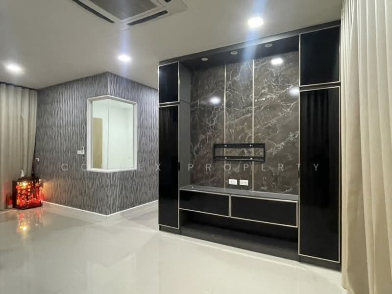 Golden Neo Bangkhae, Bangkok, 345 005/1 Soi Kanchanaphisek, Lak Song, Bang Khae, Bangkok, 4 Bedrooms, 200 sqm, Townhouse For Sale, by Connex Property, 500344072 - DDproperty.com