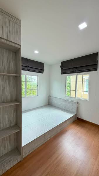 Golden Neo Bangkhae, Bangkok, 345 005/1 Soi Kanchanaphisek, Lak Song, Bang Khae, Bangkok, 4 Bedrooms, 140 sqm, Townhouse For Sale, by Connex Property, 500344072 - DDproperty.com