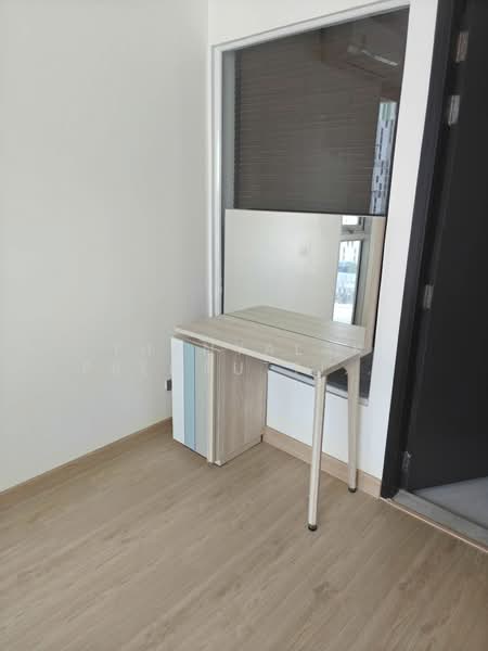 Sky Walk Residences, Bangkok, 1599 Sukhumvit Road, Phra Kanong Nua, Watthana, Bangkok, 2 Bedrooms, 60 sqm, Condo For Rent, by Thanyalak Premputtiphan, 500344107 - DDproperty.com