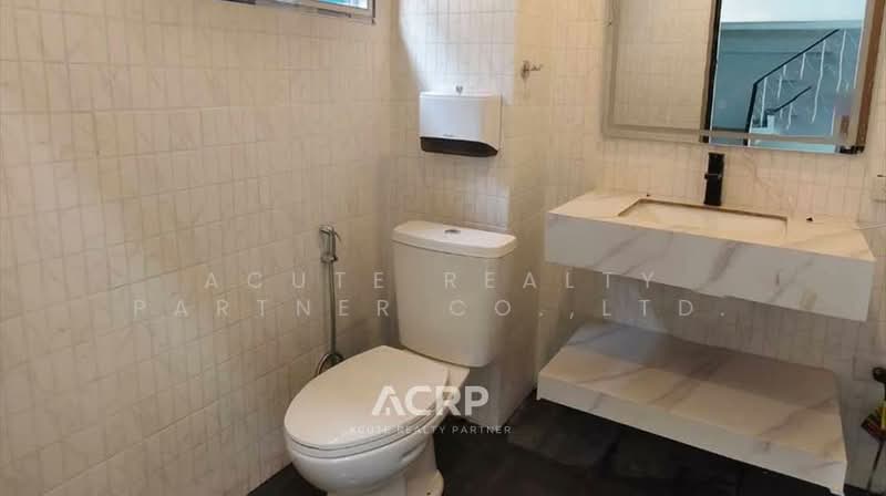 For Rent: 2-Unit Commercial Building with Office & Warehouse Sukhumvit 107, Soi Bearing 13, Samut Prakan, Samrong Nua, Muang Samut Prakarn, Samut Prakan, , 540 sqm, Shophouse For Rent, by Acute Realty Partner Co.,Ltd., 500344220 - DDproperty.com