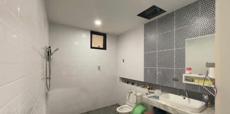4-BR House, Prachuap Khiri Khan, Hua Hin, Prachuap Khiri Khan, 4 Bedrooms, 200 sqm, Single Detached House For Sale, by Pavadee Boonyarith, 500344232 - DDproperty.com