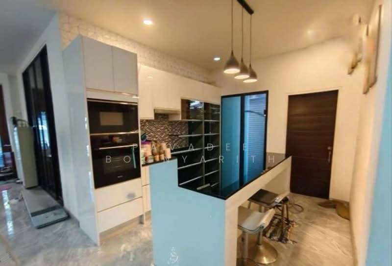4-BR House, Prachuap Khiri Khan, Hua Hin, Prachuap Khiri Khan, 4 Bedrooms, 200 sqm, Single Detached House For Sale, by Pavadee Boonyarith, 500344232 - DDproperty.com