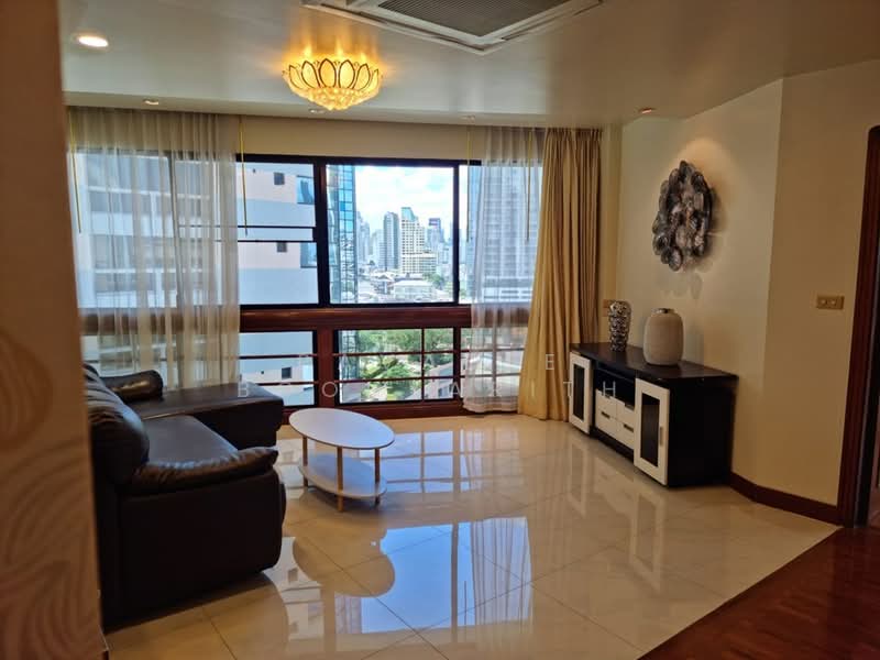 President Park Sukhumvit 24, Bangkok, 99 Sukhumvit 24 Alley, Khlongtoei Nua, Watthana, Bangkok, 3 Bedrooms, 260 sqm, Condo For Sale, by Pavadee Boonyarith, 500344250 - DDproperty.com