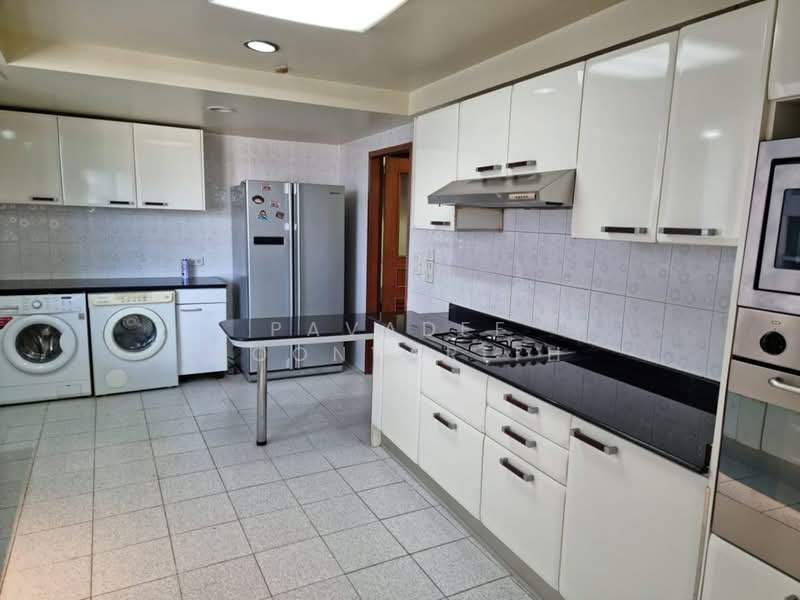 President Park Sukhumvit 24, Bangkok, 99 Sukhumvit 24 Alley, Khlongtoei Nua, Watthana, Bangkok, 3 Bedrooms, 260 sqm, Condo For Sale, by Pavadee Boonyarith, 500344250 - DDproperty.com