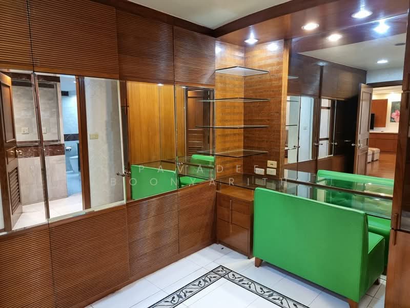 President Park Sukhumvit 24, Bangkok, 99 Sukhumvit 24 Alley, Khlongtoei Nua, Watthana, Bangkok, 3 Bedrooms, 260 sqm, Condo For Sale, by Pavadee Boonyarith, 500344250 - DDproperty.com
