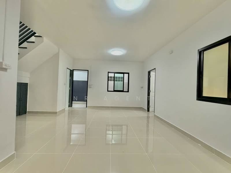 Baan Pruksa 38 Chaiyapruek-Wongwaen : บ้านพฤกษา 38 ชัยพฤกษ์-วงแหวนฯ, นนทบุรี, ถนนบางกรวย - ไทรน้อย, ไทรน้อย, นนทบุรี, 102 ตร.ม., ทาวน์เฮ้าส์ ขาย, โดย NR AGENT, 500344266 - DDproperty.com