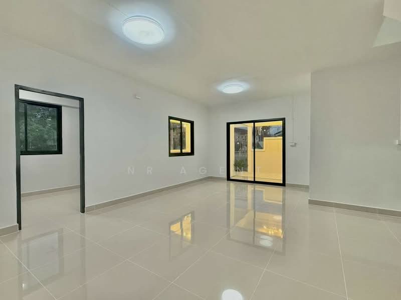 Baan Pruksa 38 Chaiyapruek-Wongwaen : บ้านพฤกษา 38 ชัยพฤกษ์-วงแหวนฯ, นนทบุรี, ถนนบางกรวย - ไทรน้อย, ไทรน้อย, นนทบุรี, 102 ตร.ม., ทาวน์เฮ้าส์ ขาย, โดย NR AGENT, 500344266 - DDproperty.com