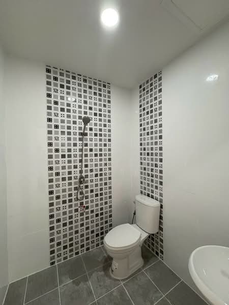 Phet Amporn Phetkasem 79, Bangkok, Nong Kham, Nong Khaem, Bangkok, 3 Bedrooms, 120 sqm, Townhouse For Sale, by DifferEstate Line@956uovqp, 500344287 - DDproperty.com