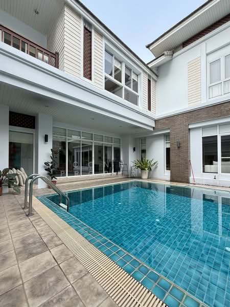 Sukhumvit 36 Garden Village, Bangkok, สุขุมวิท, Khong Tan, Khlong Toei, Bangkok, 4 Bedrooms, 400 sqm, Single Detached House For Rent, by Connex Property, 500344297 - DDproperty.com