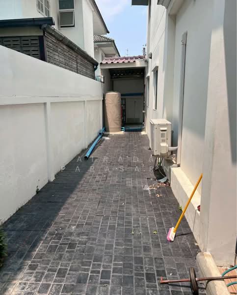 ดิ เอ็กซ์คลูซีฟ นวลจันทร์, Bangkok, Nuan Chan, Bueng Kum, Bangkok, 3 Bedrooms, 108 sqm, Townhouse For Rent, by Airada Parasarn, 500344306 - DDproperty.com
