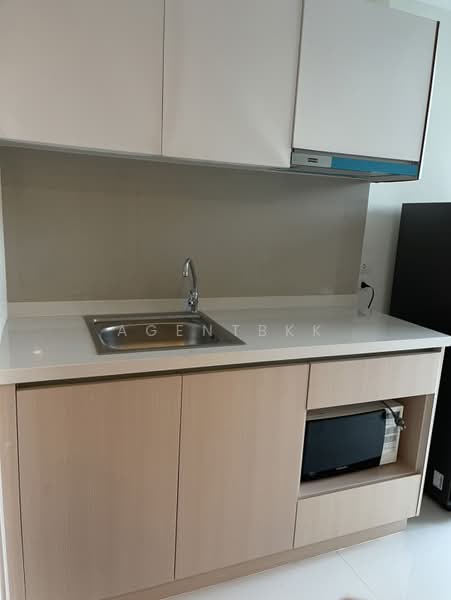 Elements Srinakarin, Bangkok, 43-1 Soi Supaphong 3, Intersection 4, Srinakarin Road, Nong Bon, Prawet, Bangkok, 1 Bedroom, 37 sqm, Condo For Rent, by Agentbkk, 500344319 - DDproperty.com
