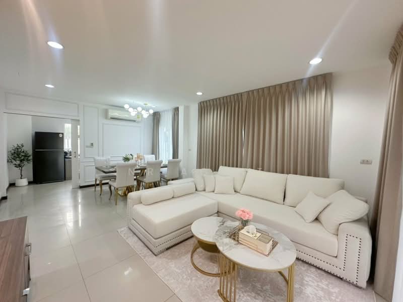 Suetrong Cozy Bangbuathong-340, Nonthaburi, Lahan, Bang Bua Thong, Nonthaburi, 4 Bedrooms, 190 sqm, Townhouse For Sale, by NR AGENT, 500344326 - DDproperty.com