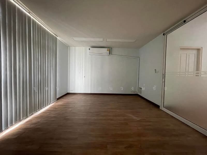 Chic District Ram 53, Bangkok, Ramkhamhaeng 53, Wang Thonglang, Bangkok, 6 Bedrooms, 260 sqm, Condo For Rent, by บุษบา รัตนวงษ์ชัย, 500344335 - DDproperty.com