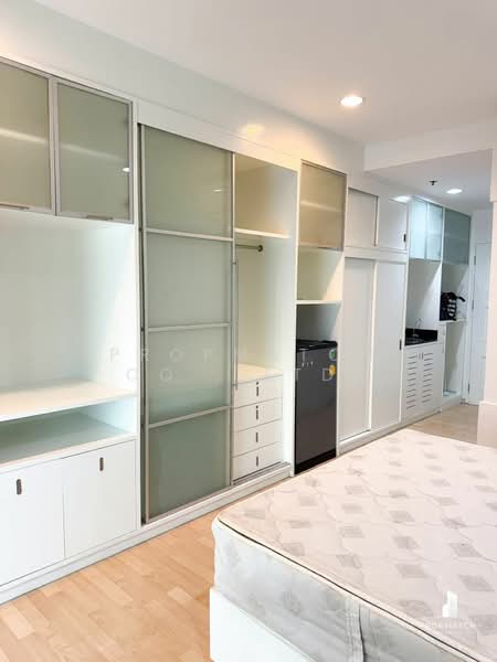 Noble Lite, Bangkok, 46 Soi Aree 1, Phaholyothin Road, Samsen Nai, Phaya Thai, Bangkok, Studio, 32 sqm, Condo For Rent, by PROPMATCH CO., LTD., 500344354 - DDproperty.com
