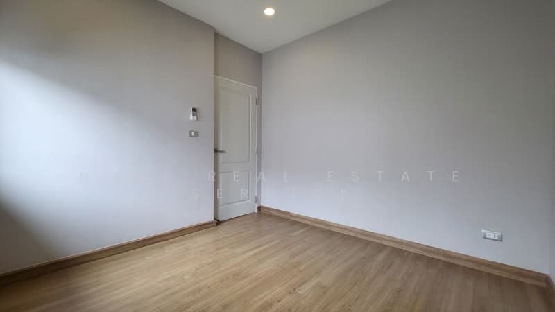 Centro Rama 9-Motorway, Bangkok, Rural Development 3 Road, Khlong Song Ton Nun, Lat Krabang, Bangkok, 4 Bedrooms, 164 sqm, Single Detached House For Sale, by HOME Real Estate Service, 500344389 - DDproperty.com