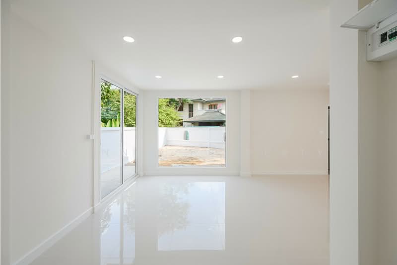 Thong Sathit Villa 5, Bangkok, ประเสริฐมนูกิจ, Chorake Bua, Lat Phrao, Bangkok, 4 Bedrooms, 180 sqm, Single Detached House For Sale, by Connex Property, 500344391 - DDproperty.com