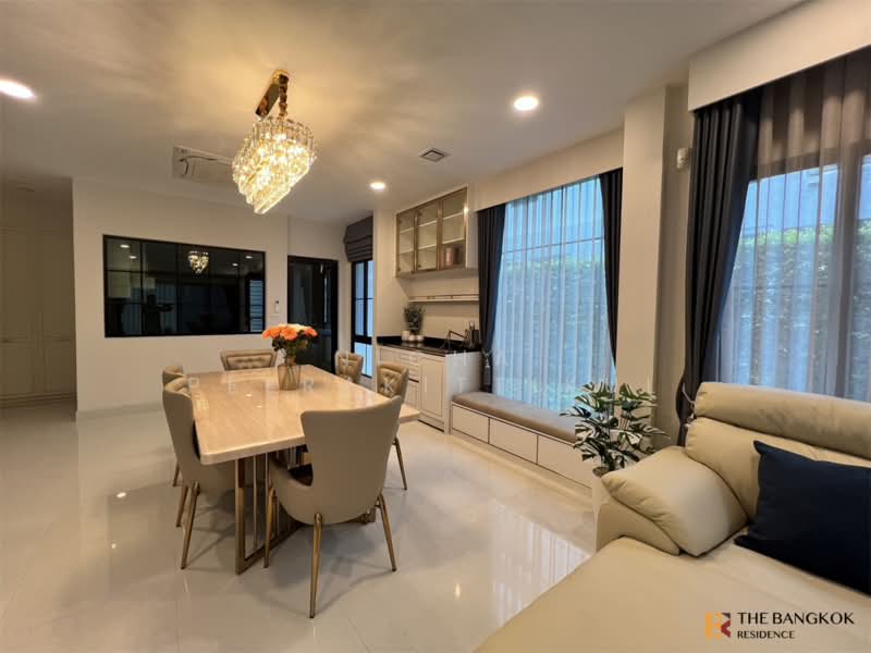 Nantawan Rama 9 - New Krungthepkreetha, Bangkok, Saphan Sung, Bangkok, 4 Bedrooms, 302 sqm, Single Detached House For Rent, by Nicha Peerakittikul, 500344397 - DDproperty.com