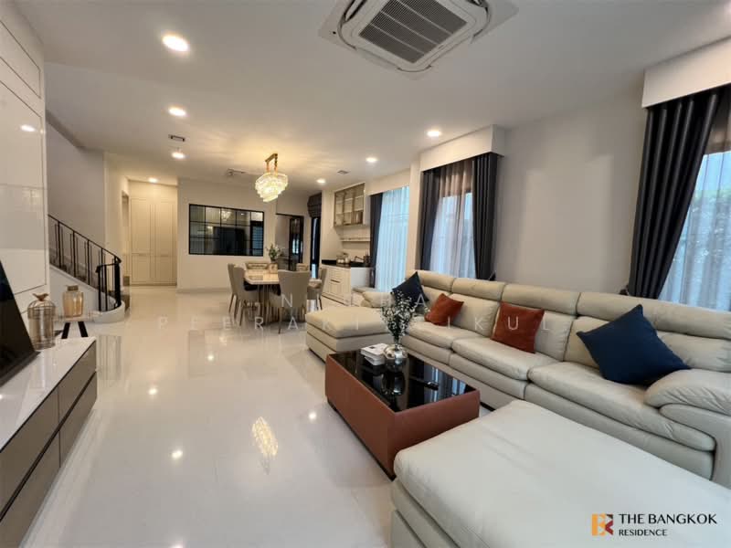 Nantawan Rama 9 - New Krungthepkreetha, Bangkok, Saphan Sung, Bangkok, 4 Bedrooms, 302 sqm, Single Detached House For Rent, by Nicha Peerakittikul, 500344397 - DDproperty.com
