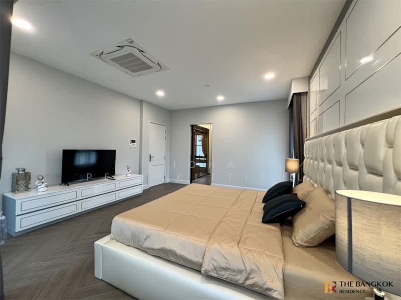 Nantawan Rama 9 - New Krungthepkreetha, Bangkok, Saphan Sung, Bangkok, 4 Bedrooms, 302 sqm, Single Detached House For Rent, by Nicha Peerakittikul, 500344397 - DDproperty.com