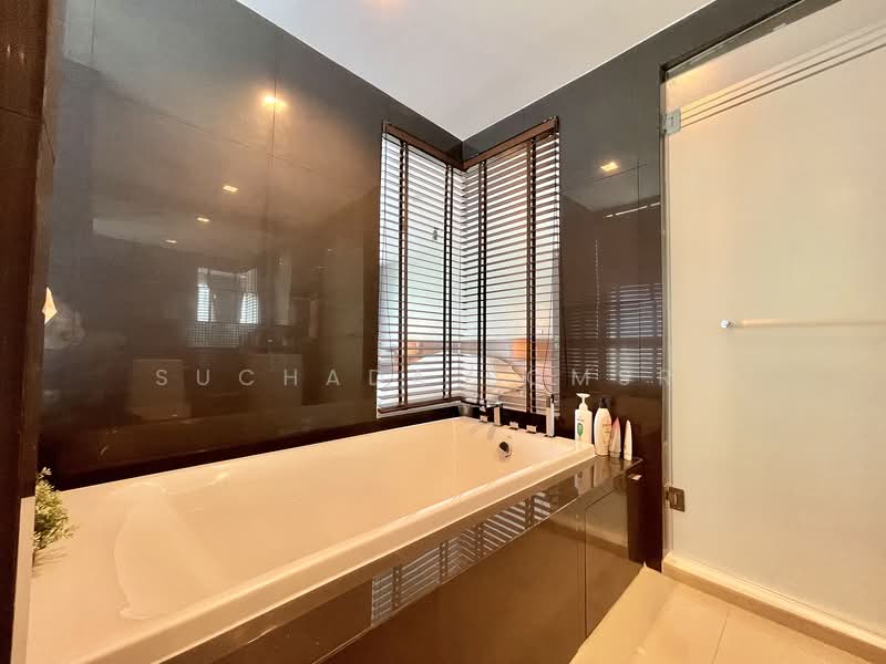 Rhythm Sathorn, Bangkok, 141 Soi Sathorn 21, Yan Nawa, Sathon, Bangkok, 2 Bedrooms, 63 sqm, Condo For Sale, by Suchada Somsri, 500344398 - DDproperty.com