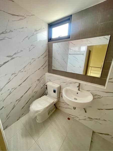 3-BR Townhouse, Chon Buri (Pattaya), Ban Khao, Phan Thong, Chon Buri (Pattaya), 3 Bedrooms, 204 sqm, Townhouse For Sale, by Valen Lokunpai , 500344400 - DDproperty.com