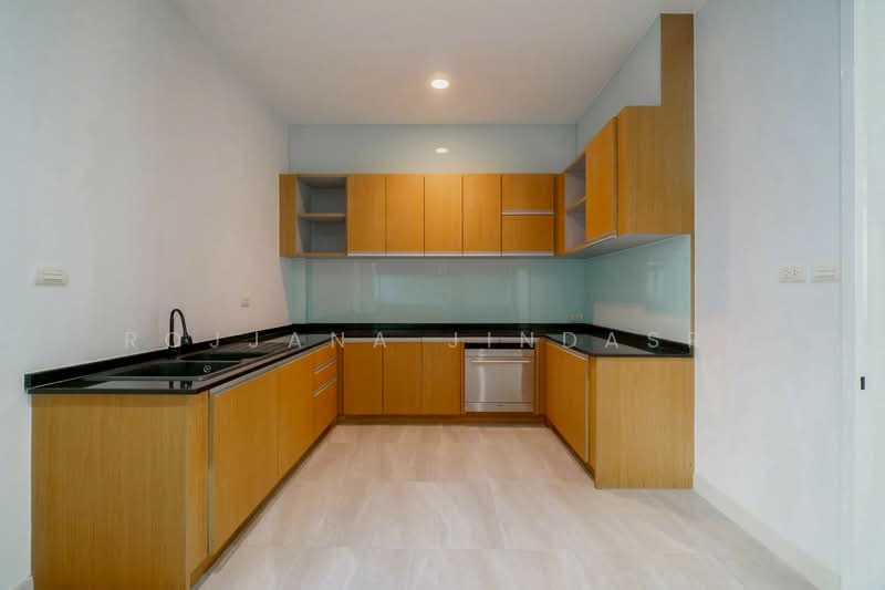 Bangkok Boulevard Rama 9-Srinakarin, Bangkok, Krungthep Kreetha Road, Saphan Sung, Bangkok, 5 Bedrooms, 500 sqm, Single Detached House For Sale, by Rojjana Jindasri, 500344413 - DDproperty.com