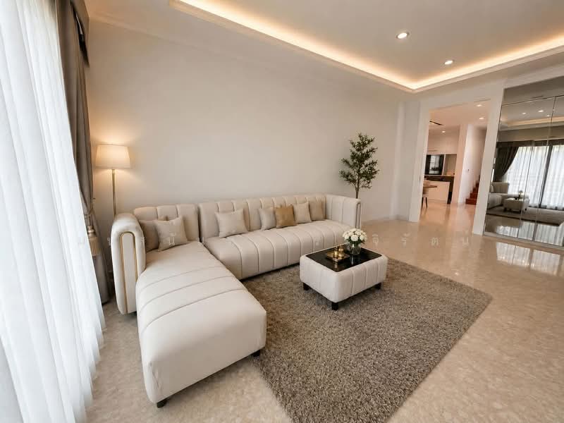 Grand Bangkok Boulevard Rama 9 - Srinakarindra, Bangkok, Krungthep Kritha 17 Alley, Thap Chang, Saphan Sung, Bangkok, 5 Bedrooms, 500 sqm, Single Detached House For Sale, by มนัสนันท์ สิริรุจิรัตน์, 500344556 - DDproperty.com