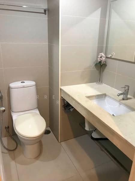 Lumpini Suite Pinklao, Bangkok, 1 Somdet Phra Pin Klao Rd, Bang Yi Khan, Bang Phlat, Bangkok, 1 Bedroom, 35 sqm, Condo For Rent, by CorrectProperty, 500344558 - DDproperty.com