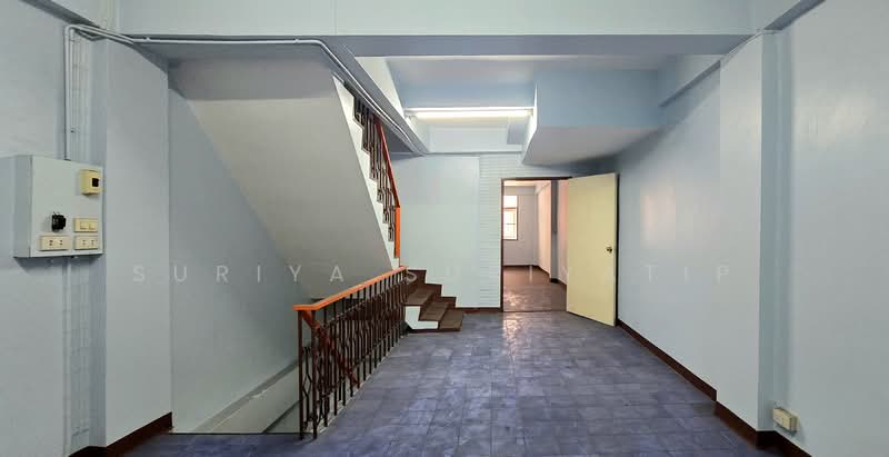 Townhouse, Bangkok, ลาดพร้าว 101, Khlong Chan, Bang Kapi, Bangkok, , 430 sqm, Shophouse For Sale, by Suriya Suriyatip, 500344582 - DDproperty.com